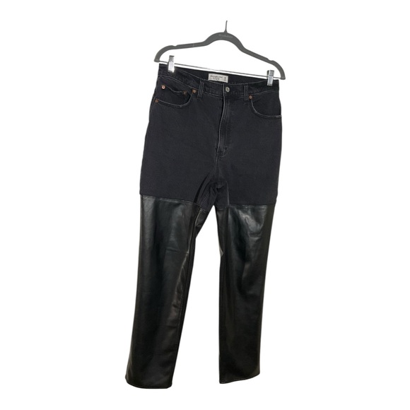 Abercrombie & Fitch Denim - Abercrombie Women’s 90s Straight Ultra High Rise Jeans Faux Leather Size 30